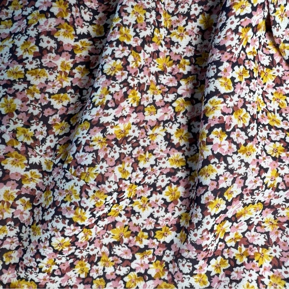 All In Favor Women’s Floral Flutter Sleeve Hi Low Ruffle Hem Lined Dress Size S - Picture 4 of 12